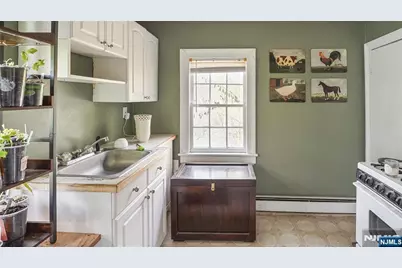 695 Ramapo Valley Road, Oakland, NJ 07436 - Photo 38