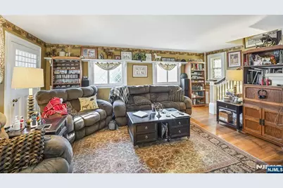 695 Ramapo Valley Road, Oakland, NJ 07436 - Photo 18