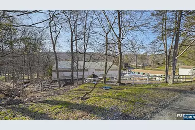 695 Ramapo Valley Road, Oakland, NJ 07436 - Photo 8