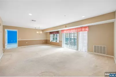 401 Dercole 111 #111, Norwood, NJ 07642 - Photo 8