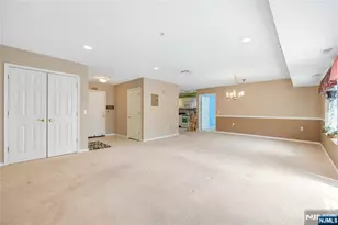 401 Dercole 111, Norwood, NJ 07642 - Photo 6