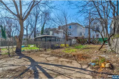 208 11th Street, Newark, NJ 07107 - Photo 24