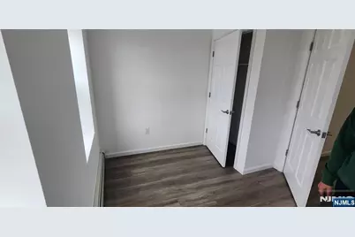 326 Broad Avenue, Palisades Park, NJ 07650 - Photo 6