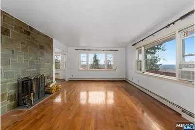 145 Highview Terrace, Hawthorne, NJ 07506 - Photo 4