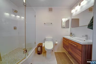 200 Winston Drive 2319 #2319, Cliffside Park, NJ 07010 - Photo 22