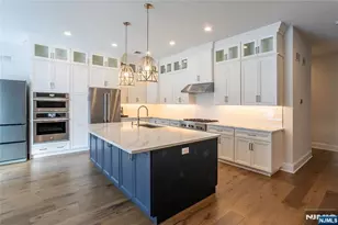 7 St Andrews Cir, River Vale Township, NJ 07675 - Photo 8