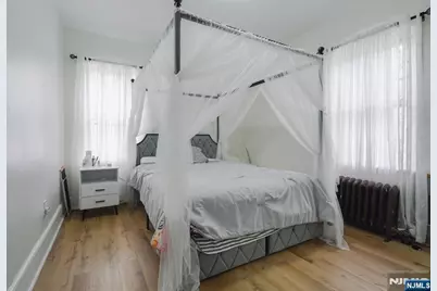 130 Elmwood Avenue, East Orange, NJ 07018 - Photo 24