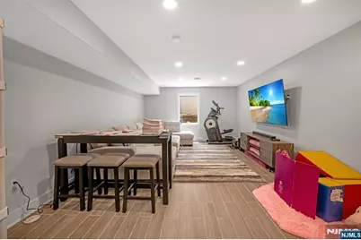 230 Park Avenue, Teaneck Township, NJ 07666 - Photo 40