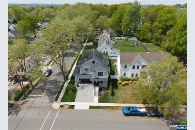 230 Park Avenue, Teaneck Township, NJ 07666 - Photo 50