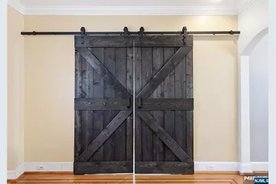 528 Wyndham Road, Teaneck Township, NJ 07666 - Photo 12