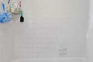 528 Wyndham Rd, Teaneck Township, NJ 07666 - Photo 26