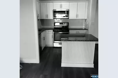 5701 Kennedy Boulevard 14 L #14 L, West New York, NJ 07093 - Photo 4