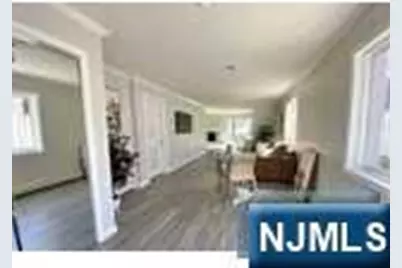 170 Manhattan Avenue, Teaneck Township, NJ 07666 - Photo 2