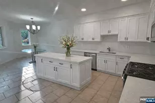 5 S Bayard Ln, Mahwah, NJ 07430 - Photo 8