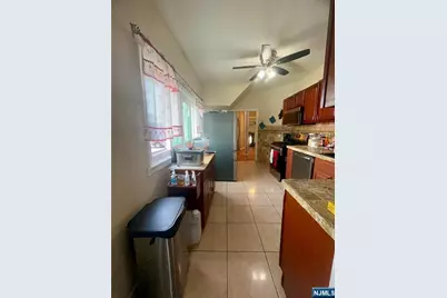 315 Coit Street, Irvington, NJ 07111 - Photo 6