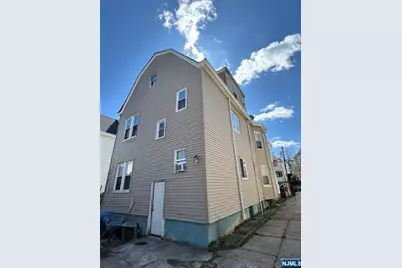 219 Lawrence Place, Paterson, NJ 07501 - Photo 6