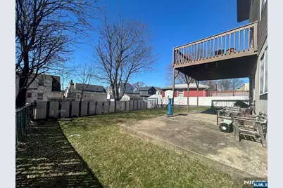 525 Stuyvesant Avenue, Lyndhurst Township, NJ 07071 - Photo 42