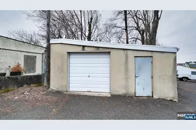 213-217 Stuyvesant Avenue, Lyndhurst Township, NJ 07071 - Photo 10