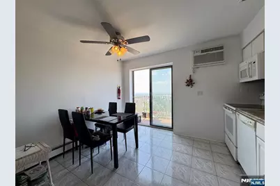 201 12th Street 21 #21, Palisades Park, NJ 07650 - Photo 6