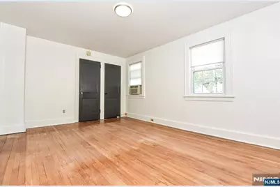 655 Tilden, Teaneck Township, NJ 07666 - Photo 10