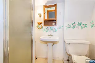 104 Stone St, Maywood, NJ 07607 - Photo 16