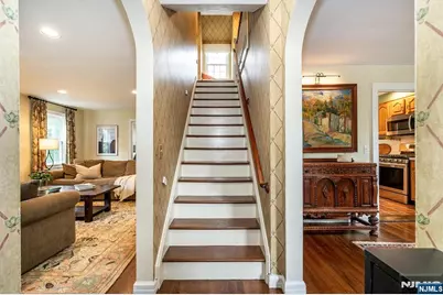 8 Abbington Terrace, Glen Rock, NJ 07452 - Photo 6