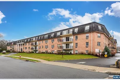 550 Fairview 116 #116, Westwood, NJ 07675 - Photo 2