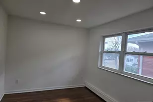 1624 John Street 2Fl, Fort Lee, NJ 07024 - Photo 10