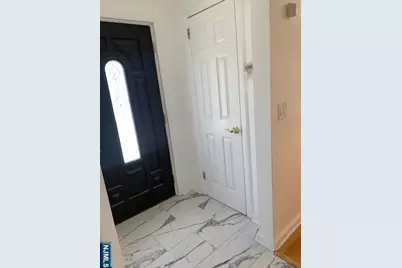 279 Slocum, Fort Lee, NJ 07024 - Photo 2