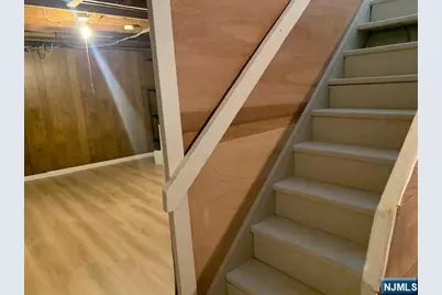 279 Slocum, Fort Lee, NJ 07024 - Photo 16