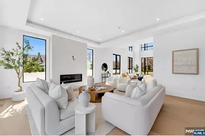 356 Bullard Avenue, Paramus, NJ 07652 - Photo 14