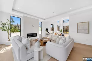 356 Bullard Ave, Paramus, NJ 07652 - Photo 14