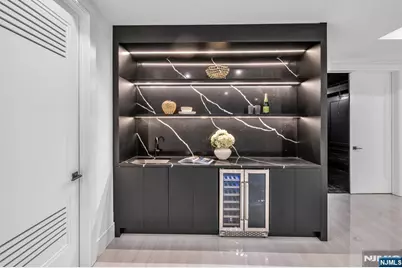 356 Bullard Avenue, Paramus, NJ 07652 - Photo 44