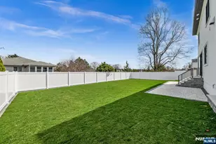 356 Bullard Ave, Paramus, NJ 07652 - Photo 50
