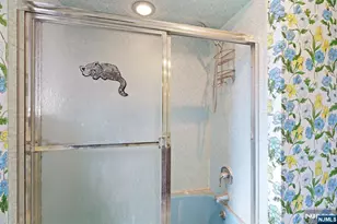 345 5th St, Ridgefield Park, NJ 07660 - Photo 24