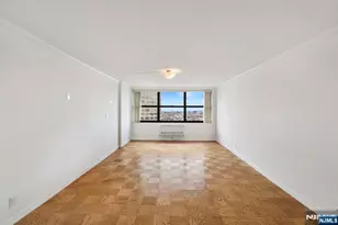 7004 Blvd E 40G, Guttenberg, NJ 07093 - Photo 12