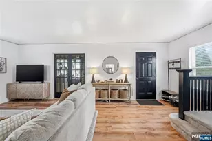 68 William St, West Orange Township, NJ 07052 - Photo 6