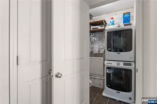 293 Bradley Dr, Wood Ridge, NJ 07075 - Photo 28