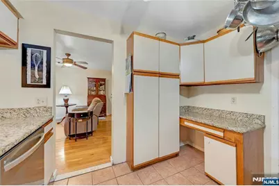 49 Quartz Lane #49, Paterson, NJ 07501 - Photo 12