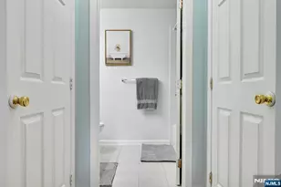 462 Cambridge Dr, Butler, NJ 07405 - Photo 18