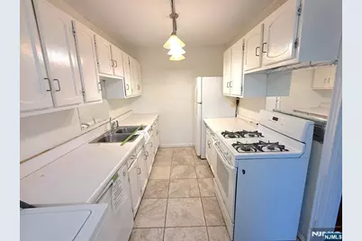 520 Broad Avenue 9 #9, Englewood, NJ 07631 - Photo 6