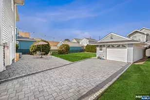 813 Morton St, East Rutherford, NJ 07073 - Photo 2