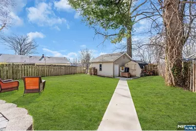 467 Summit Avenue, Hackensack, NJ 07601 - Photo 44