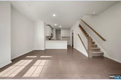 69 Arnold Drive 5810 #5810, Wood Ridge, NJ 07075 - Photo 12