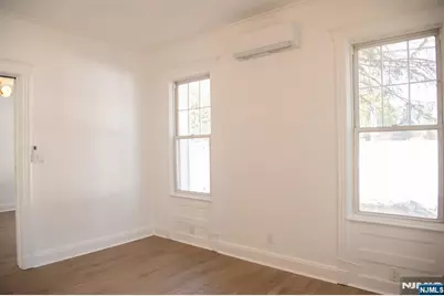 46 Garden Place 1 #1, Edgewater, NJ 07020 - Photo 12