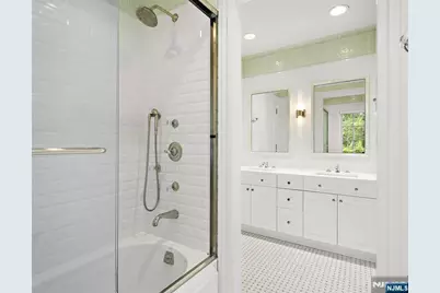 45 Marjorie Terrace, Englewood Cliffs, NJ 07632 - Photo 38