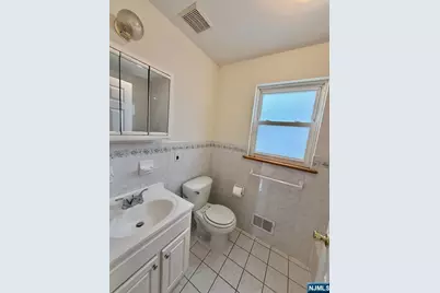 725 Jersey Street 1F #1F, Harrison, NJ 07029 - Photo 14