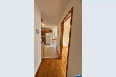 725 Jersey Street 1F #1F, Harrison, NJ 07029 - Photo 6