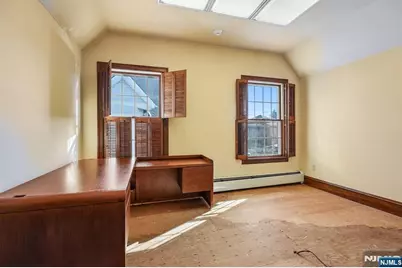 37 Park Avenue, Lyndhurst Township, NJ 07071 - Photo 30