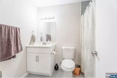 20 Mevan Avenue, Englewood, NJ 07631 - Photo 14